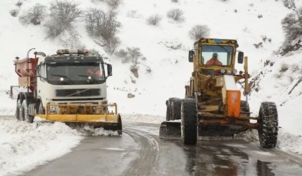 ۷ هزار و ۷۸۷ کیلومتر باند در کردستان برف‌روبی شد